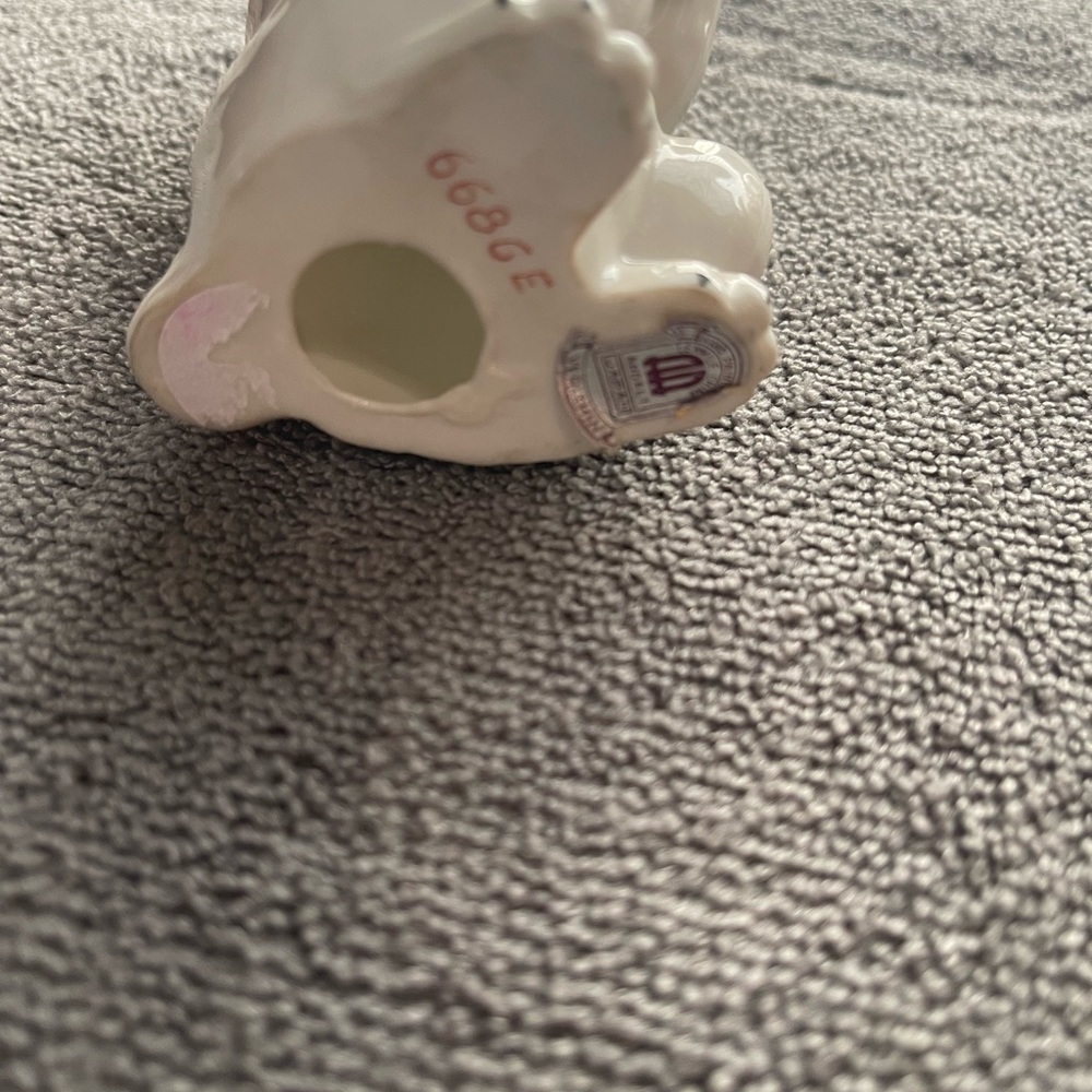Ceramic kitty w/hat - Picture 3 of 4